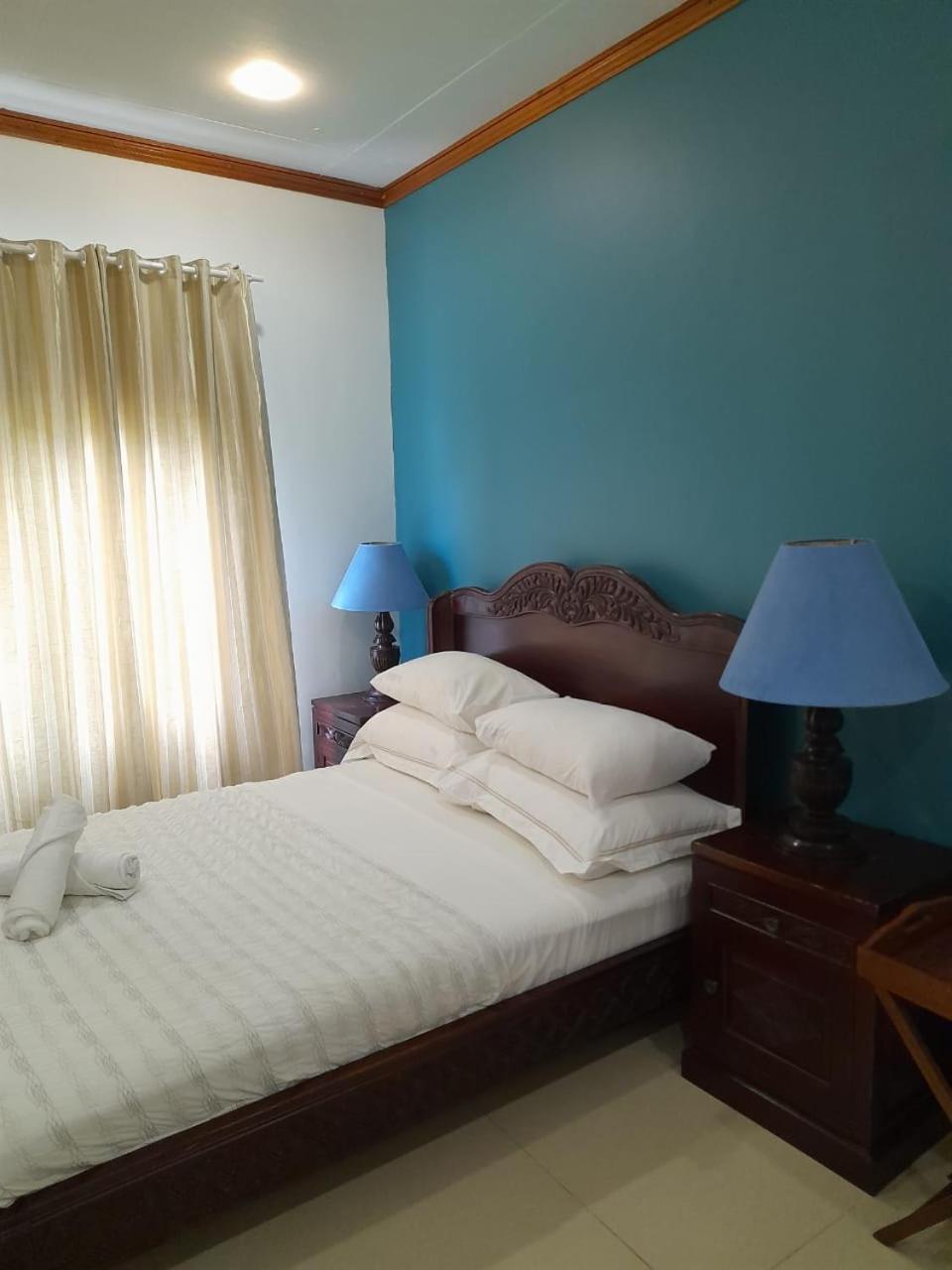 Bayview Villa -Sea Side Villa Anse Boileau Extérieur photo