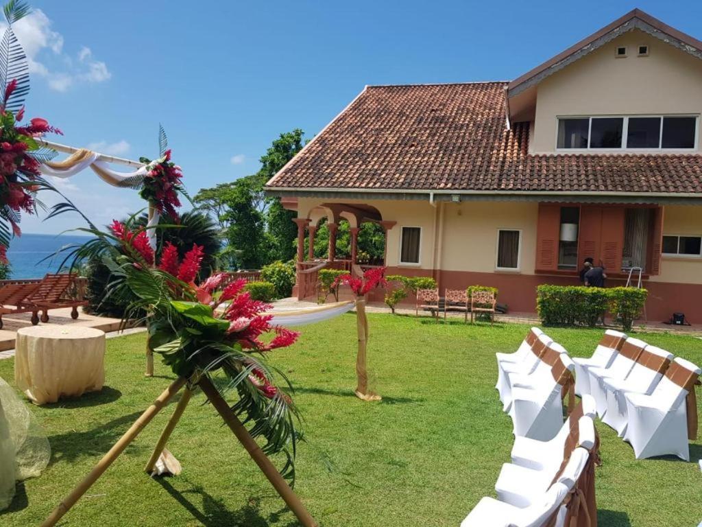 Bayview Villa -Sea Side Villa Anse Boileau Extérieur photo