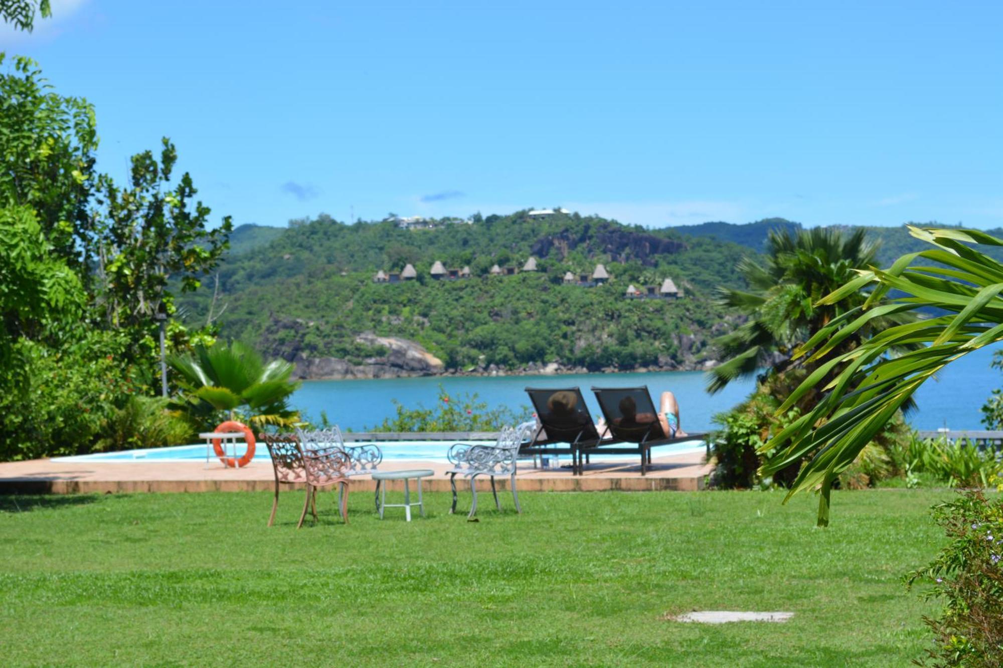Bayview Villa -Sea Side Villa Anse Boileau Extérieur photo