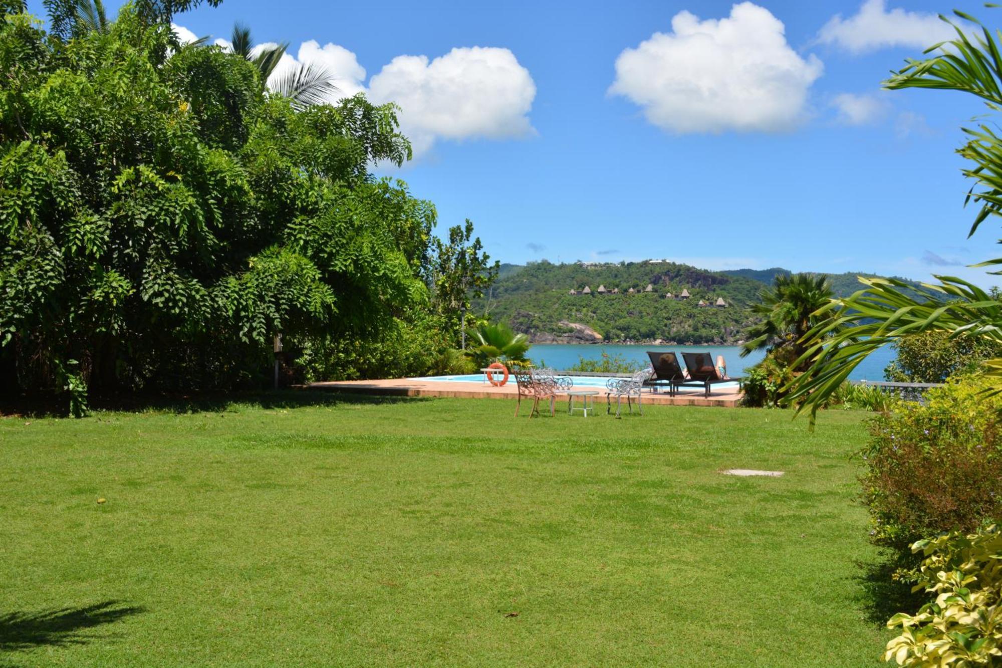 Bayview Villa -Sea Side Villa Anse Boileau Extérieur photo