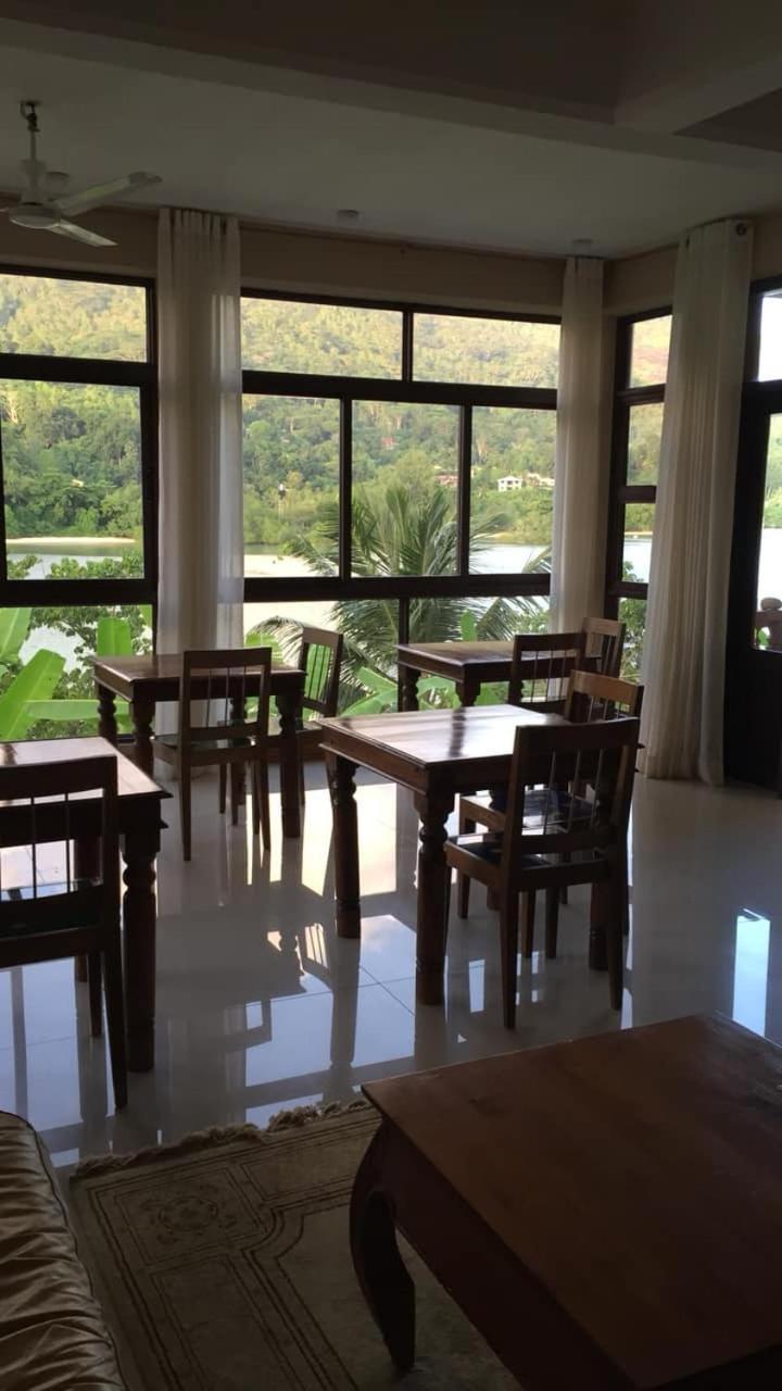 Bayview Villa -Sea Side Villa Anse Boileau Extérieur photo