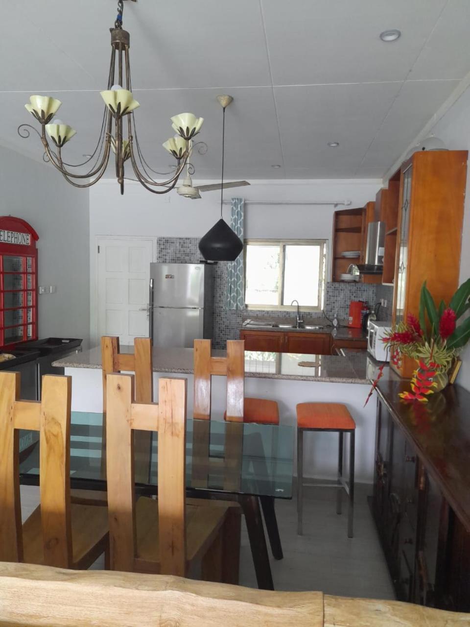 Bayview Villa -Sea Side Villa Anse Boileau Extérieur photo