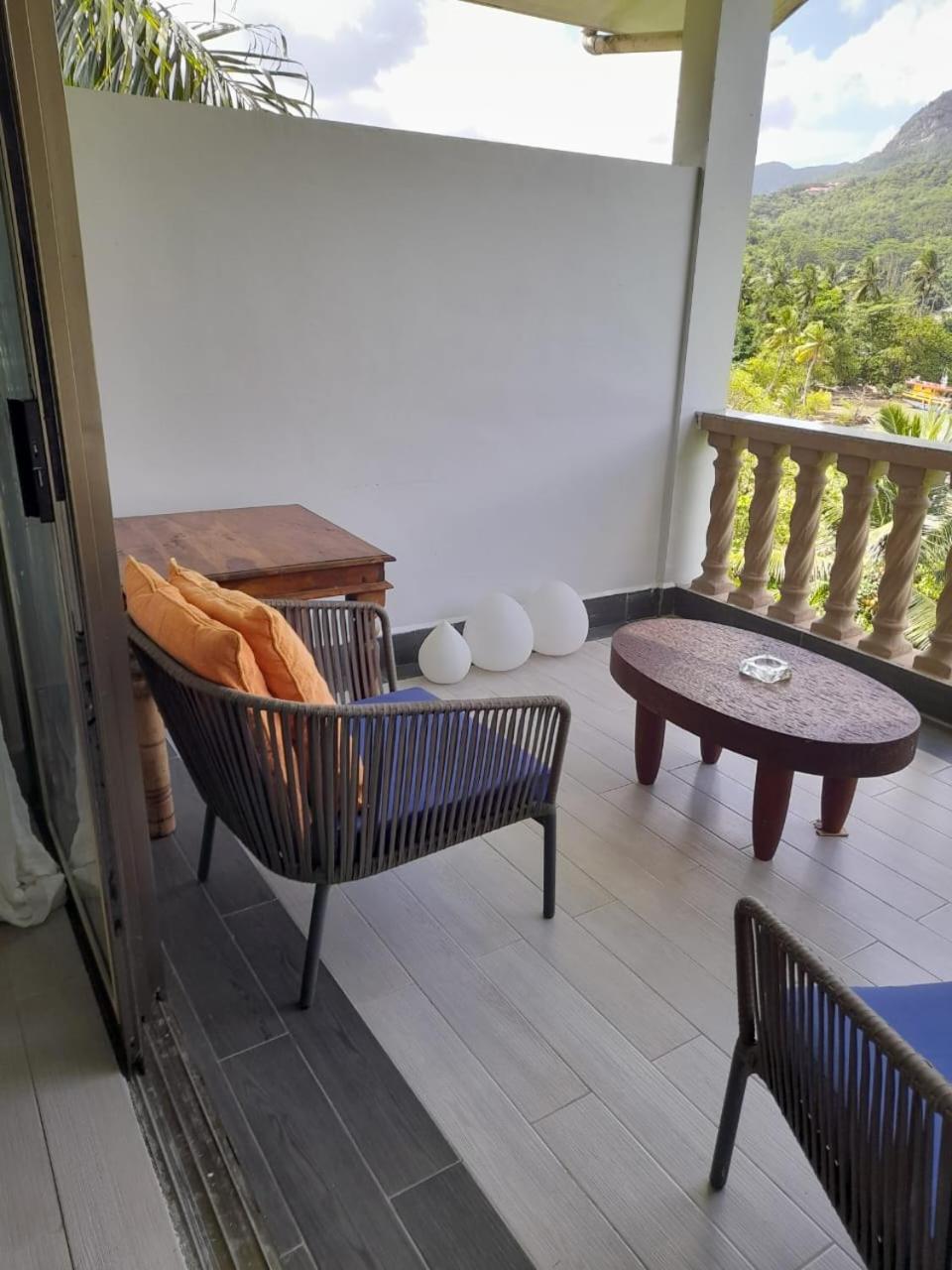 Bayview Villa -Sea Side Villa Anse Boileau Extérieur photo